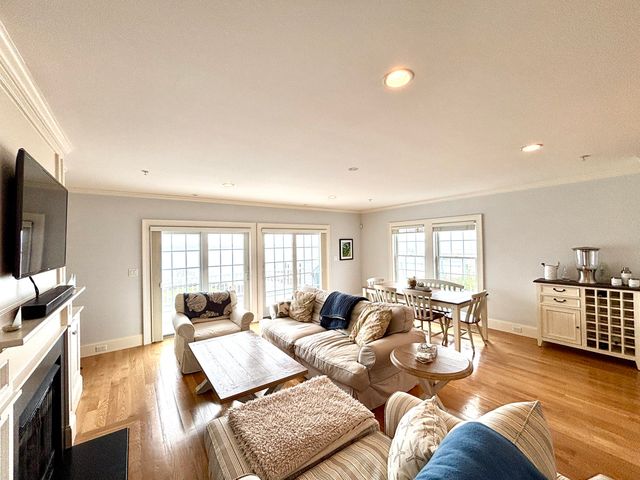 6 New Hampshire Avenue UNIT D, West Yarmouth, MA 02673