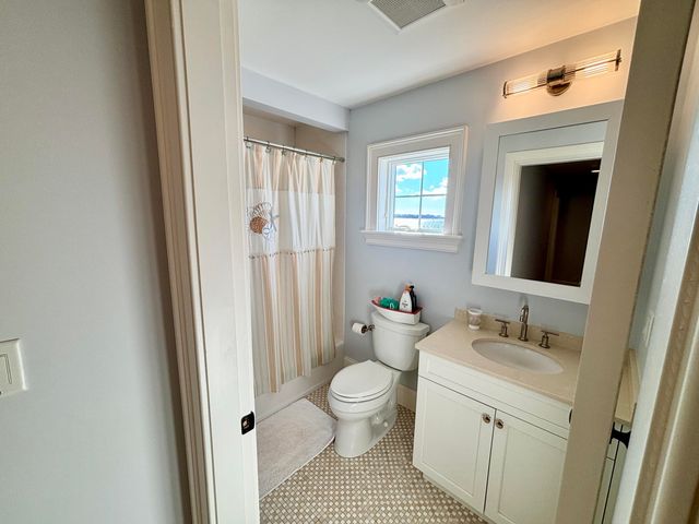 6 New Hampshire Avenue UNIT D, West Yarmouth, MA 02673