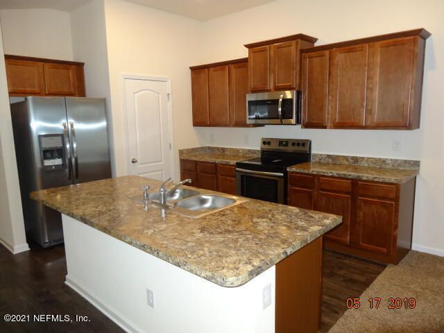 9059 KIPPER Drive, Jacksonville, FL 32211