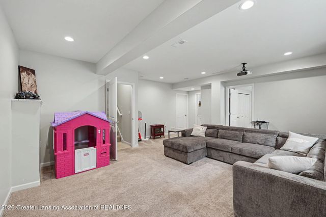 3787 Kiskadee Drive, East Lansing, MI 48823