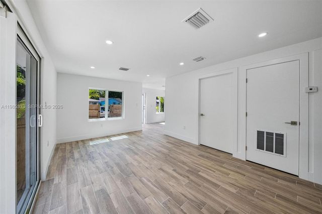 5900 NW 5th Ct 5900, Miami, FL 33127