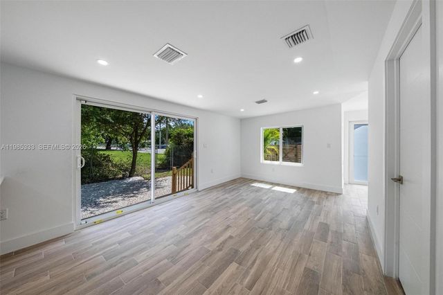 5900 NW 5th Ct 5900, Miami, FL 33127