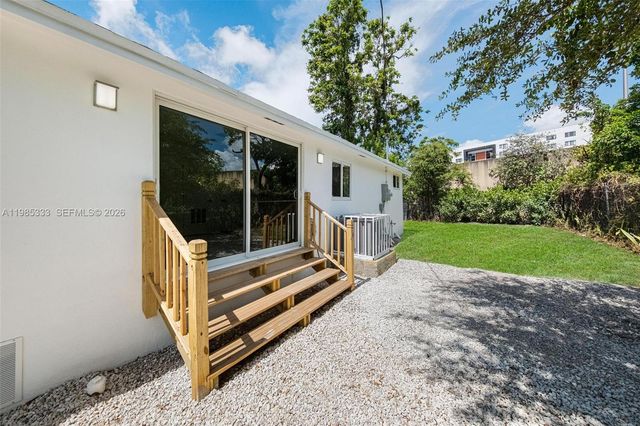 5900 NW 5th Ct 5900, Miami, FL 33127