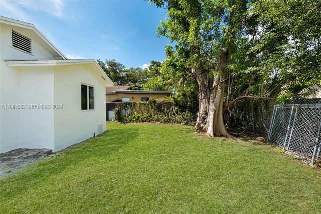 5900 NW 5th Ct 5900, Miami, FL 33127