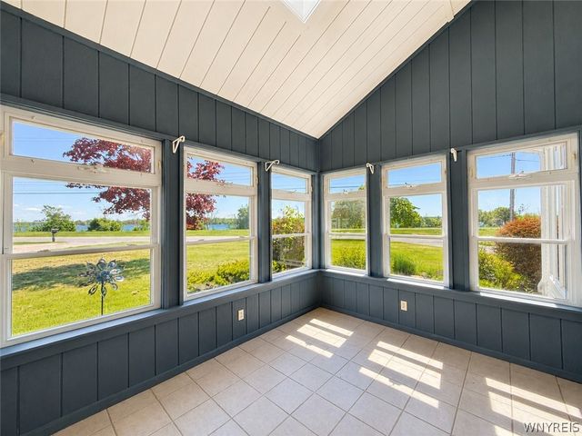 783 West River Road, Grand Island, NY 14072