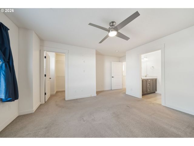 7032 S 11TH St, Ridgefield, WA 98642