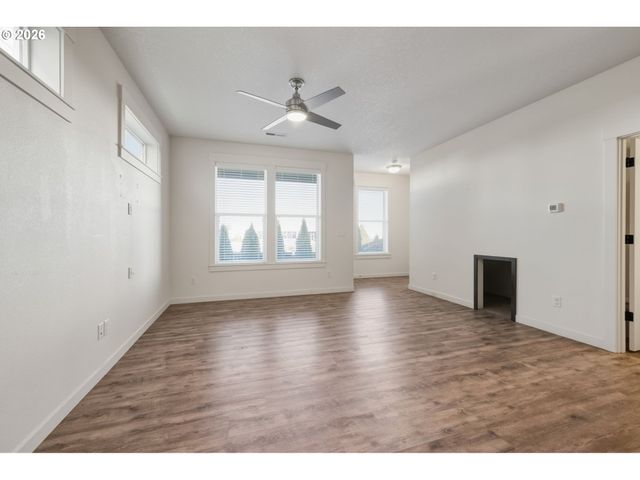 7032 S 11TH St, Ridgefield, WA 98642