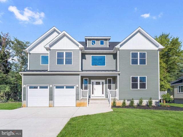 206 E CAMDEN AVE, Moorestown, NJ 08057