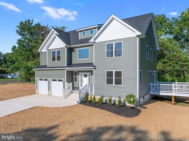 206 E CAMDEN AVE, Moorestown, NJ 08057