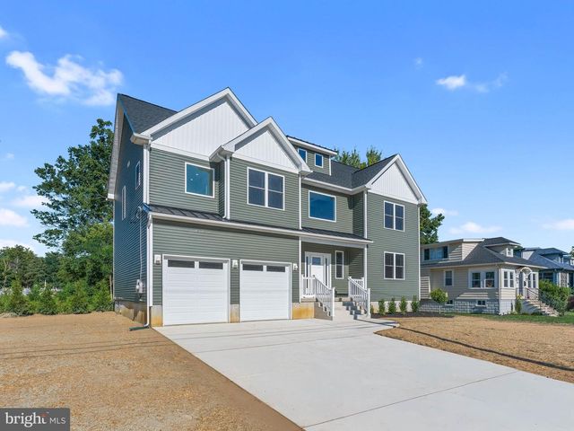 206 E CAMDEN AVE, Moorestown, NJ 08057