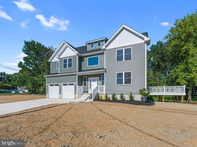 206 E CAMDEN AVE, Moorestown, NJ 08057