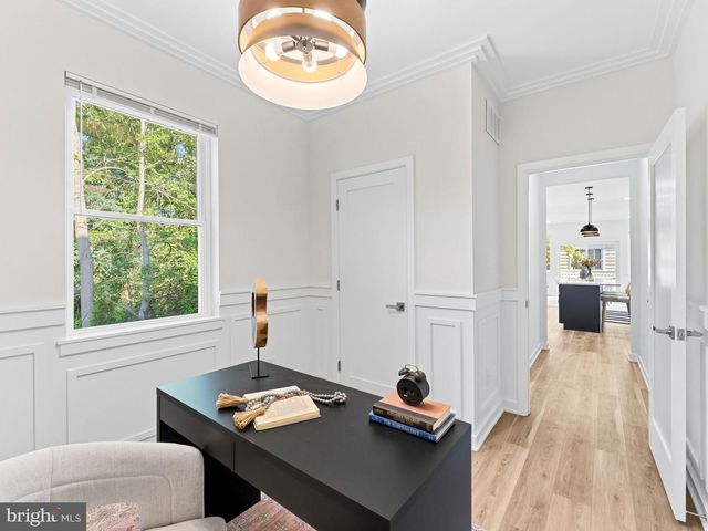 206 E CAMDEN AVE, Moorestown, NJ 08057