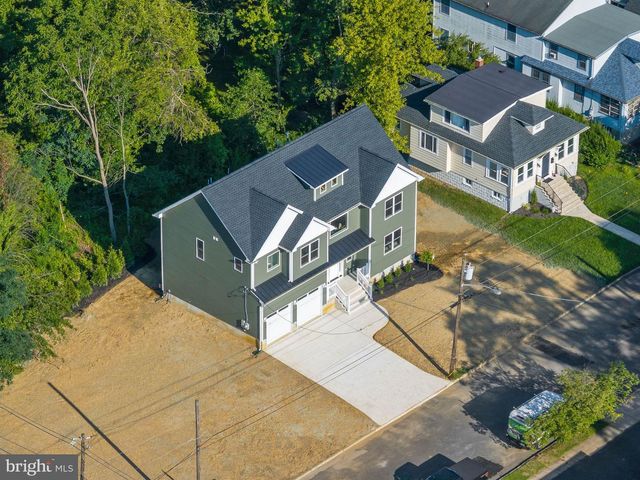 206 E CAMDEN AVE, Moorestown, NJ 08057