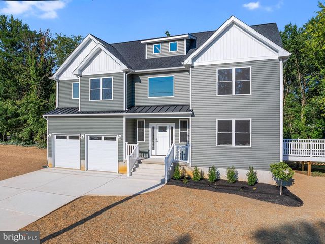 206 E CAMDEN AVE, Moorestown, NJ 08057