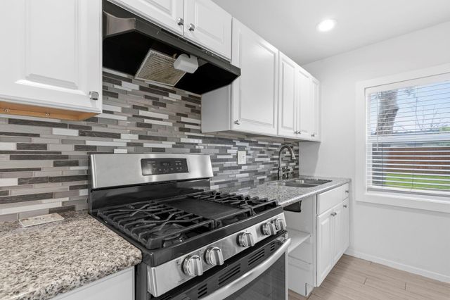 3325 Mccrarey Drive, Houston, TX 77088
