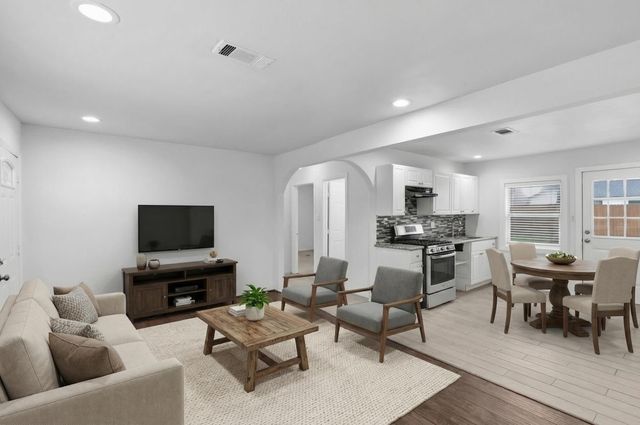 3325 Mccrarey Drive, Houston, TX 77088