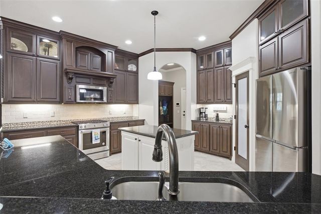 16001 SE 85th Street, Choctaw, OK 73020