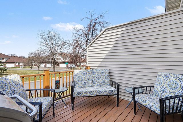 15636 Chasewood Court, Rosemount, MN 55068