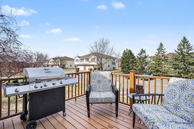15636 Chasewood Court, Rosemount, MN 55068