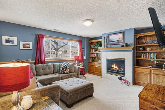 15636 Chasewood Court, Rosemount, MN 55068