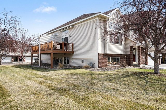 15636 Chasewood Court, Rosemount, MN 55068