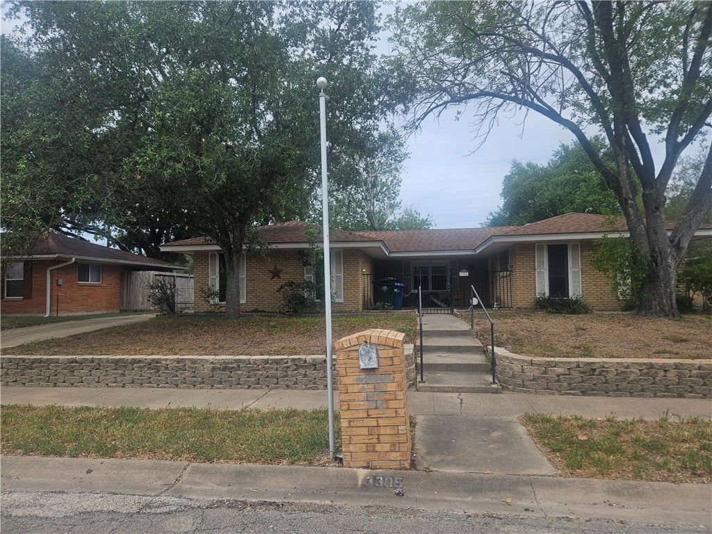 3305 Peachtree St, Corpus Christi, TX 78410