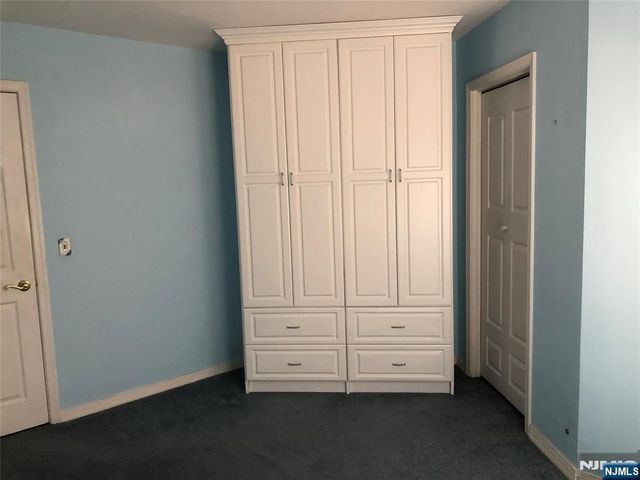 401 Dercole Court 332, Norwood, NJ 07648