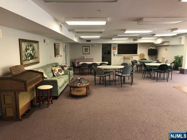 401 Dercole Court 332, Norwood, NJ 07648