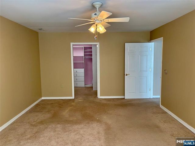 401 Dercole Court 332, Norwood, NJ 07648