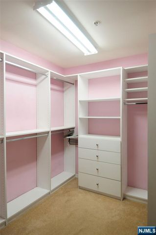 401 Dercole Court 332, Norwood, NJ 07648