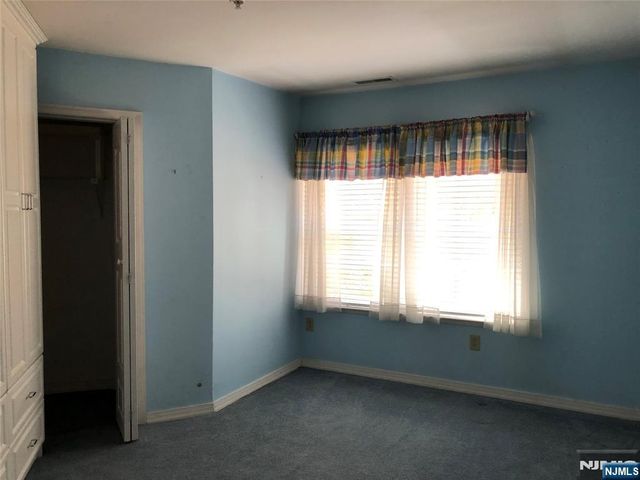 401 Dercole Court 332, Norwood, NJ 07648