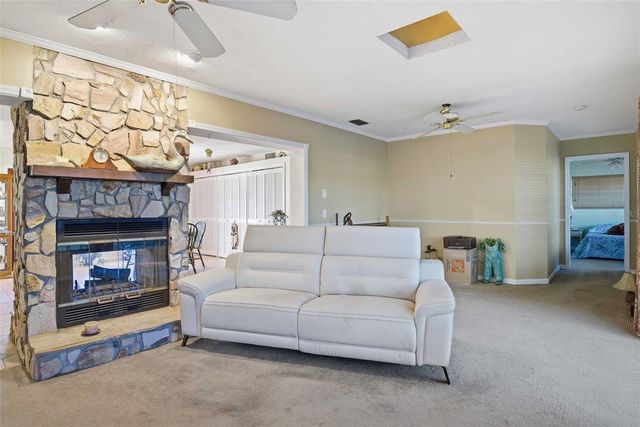 2051 NW 17 STREET, Crystal River, FL 34429