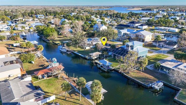 2051 NW 17 STREET, Crystal River, FL 34429