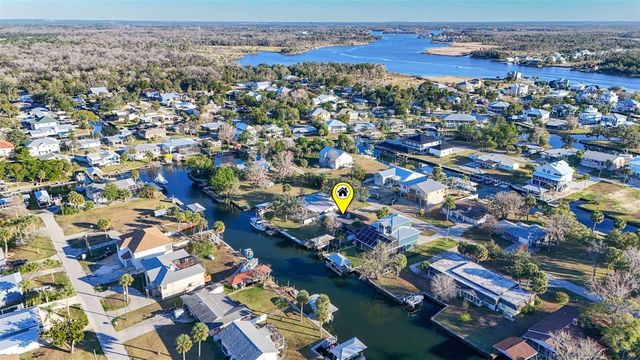 2051 NW 17 STREET, Crystal River, FL 34429