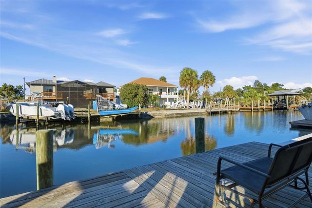 2051 NW 17 STREET, Crystal River, FL 34429