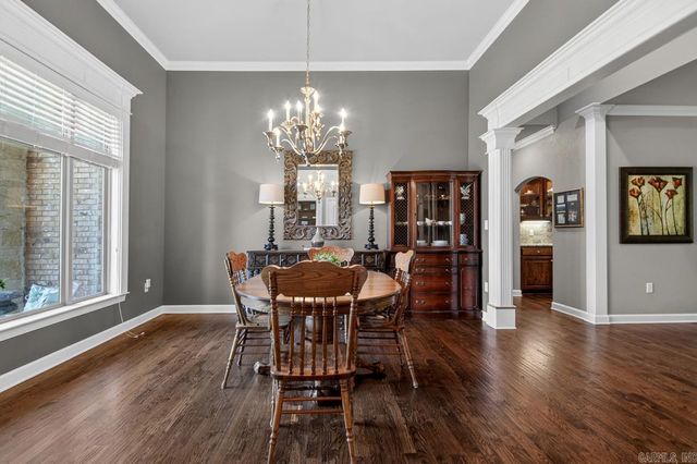 8 Weatherstone Point, Little Rock, AR 72211