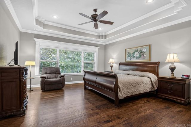 8 Weatherstone Point, Little Rock, AR 72211