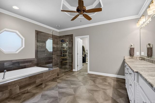 8 Weatherstone Point, Little Rock, AR 72211