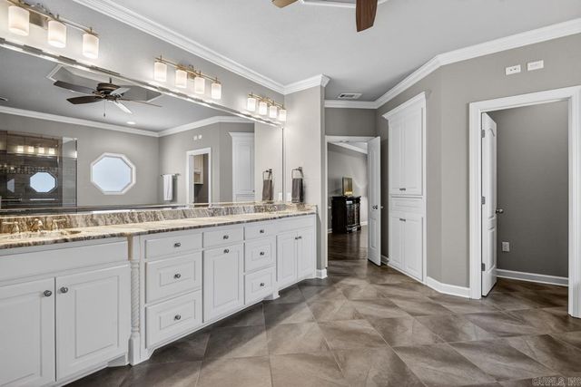 8 Weatherstone Point, Little Rock, AR 72211
