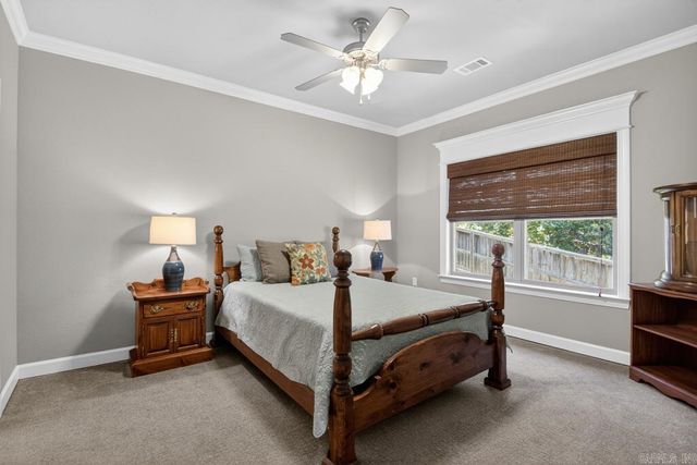 8 Weatherstone Point, Little Rock, AR 72211