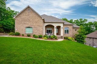 8 Weatherstone Point, Little Rock, AR 72211