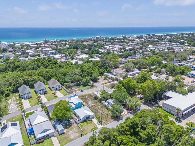 11902 W Governor Drive, Panama City Beach, FL 32413