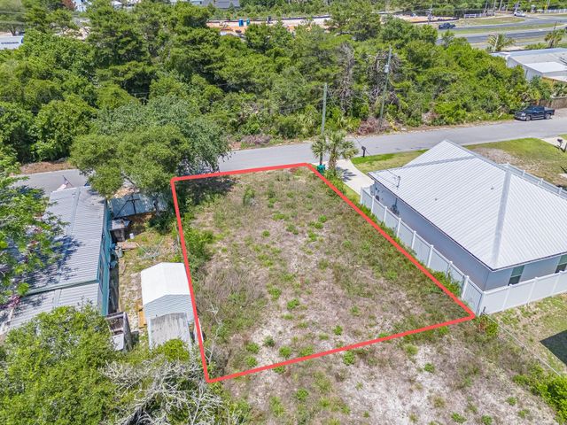 11902 W Governor Drive, Panama City Beach, FL 32413