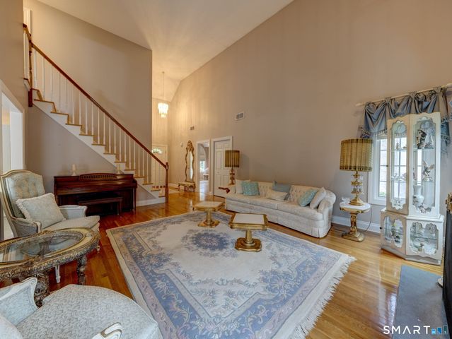 37 Skyview Terrace, Manchester, CT 06040