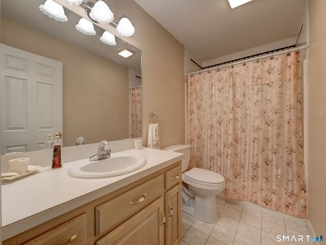 37 Skyview Terrace, Manchester, CT 06040