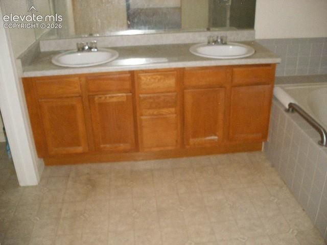 1563 W Costilla Street, Colorado Springs, CO 80904