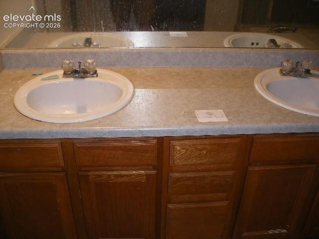 1563 W Costilla Street, Colorado Springs, CO 80904 — photo 4