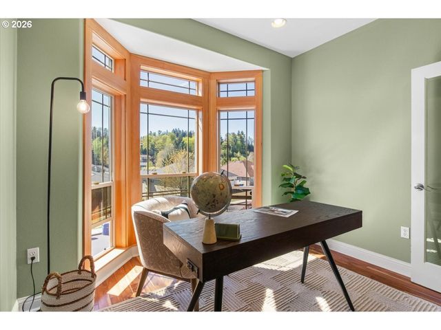 1667 PTARMIGAN St, Salem, OR 97304