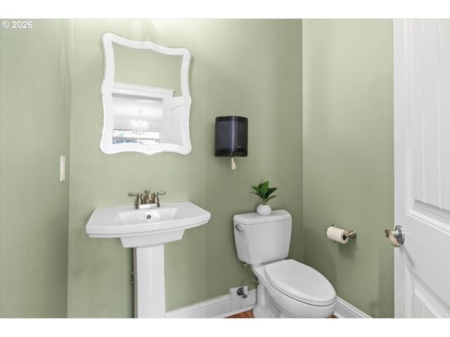 1667 PTARMIGAN St, Salem, OR 97304