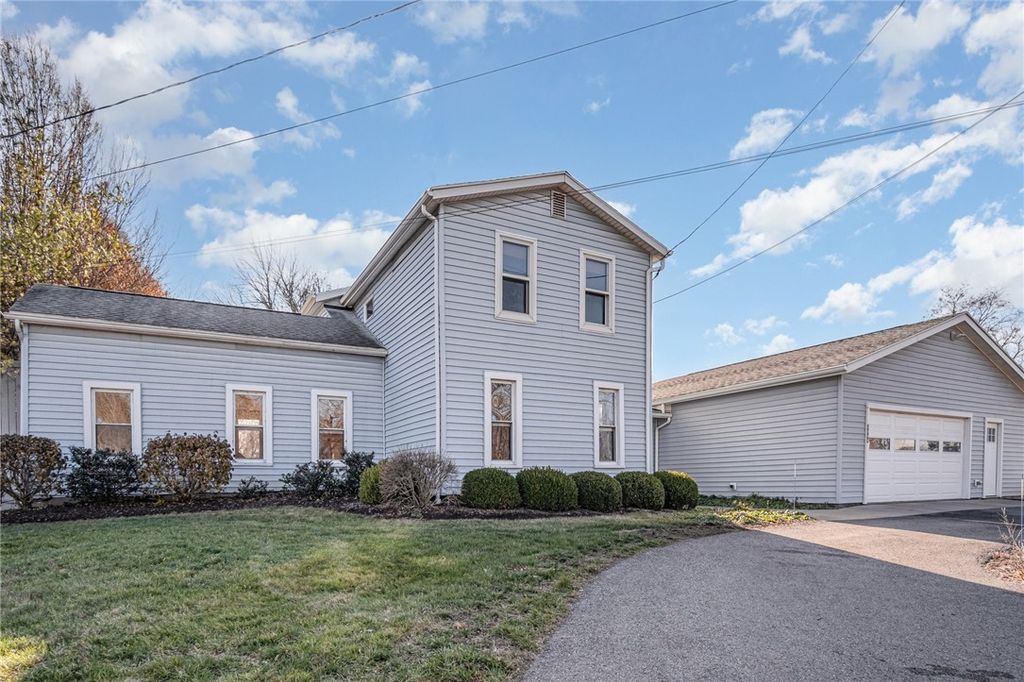 3644 West Main Street Road, Batavia, NY 14020